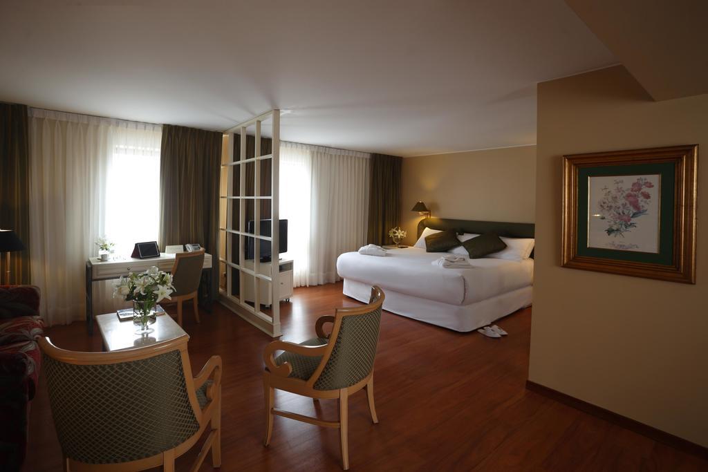 לימה Suites Del Bosque Hotel מראה חיצוני תמונה